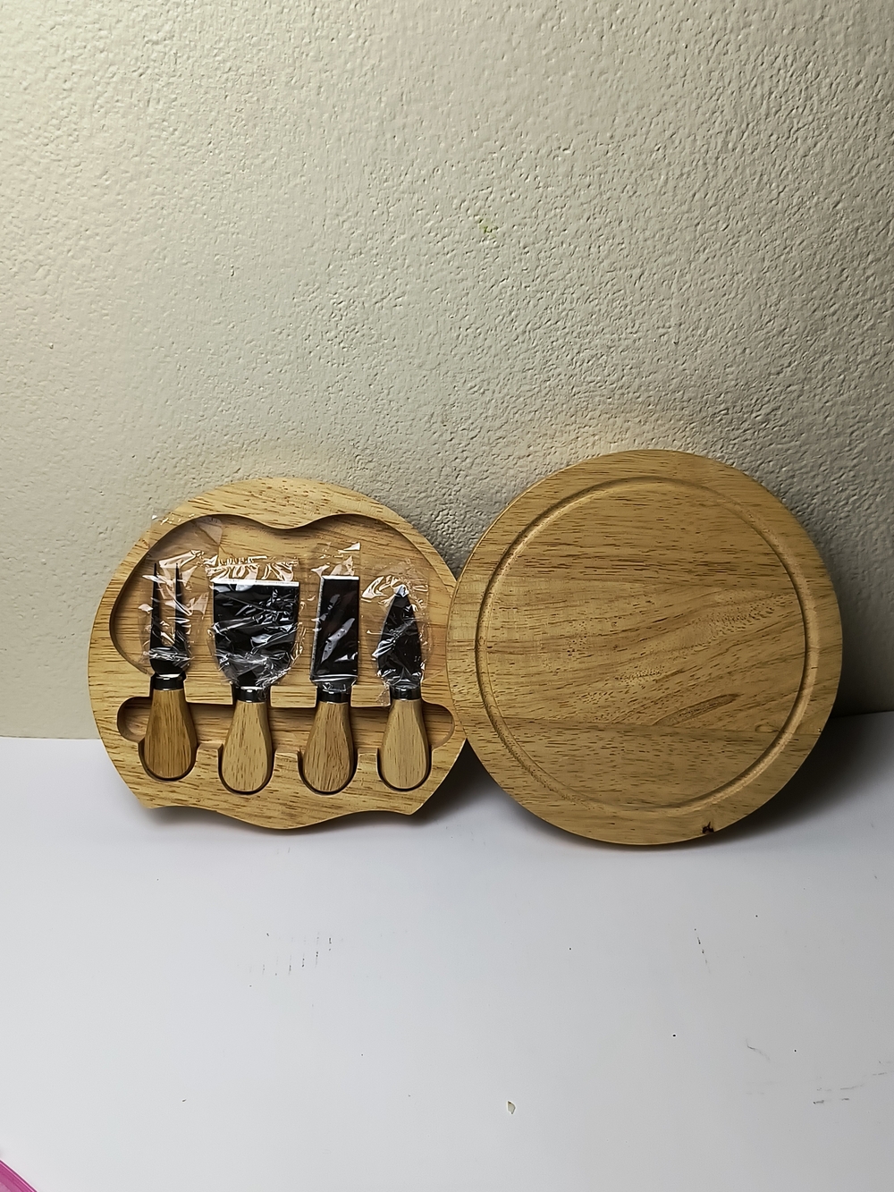 Gourmet Cheese Round Wooden Cheese Board Set with 4 Cheese Knives - Natural Wood